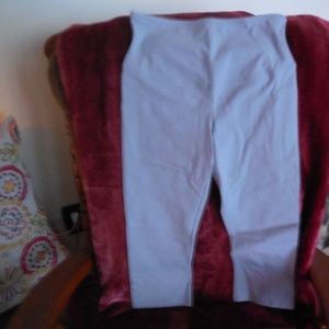 NEW Women yummie capri leggins S/M compress gray